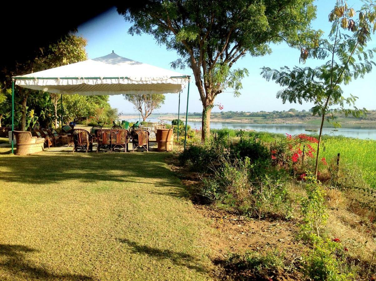 Bhadrawati - A Riverside Safari Lodge Ranthambore Dış mekan fotoğraf